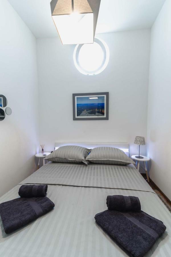 Bacrizza Gallery Apartment Sibenik Bagian luar foto