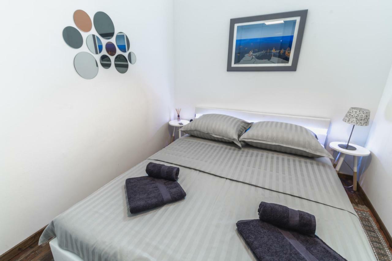 Bacrizza Gallery Apartment Sibenik Bagian luar foto